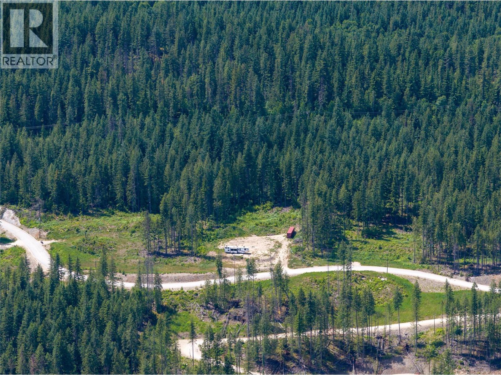  7974 Arrowhead Road, Revelstoke