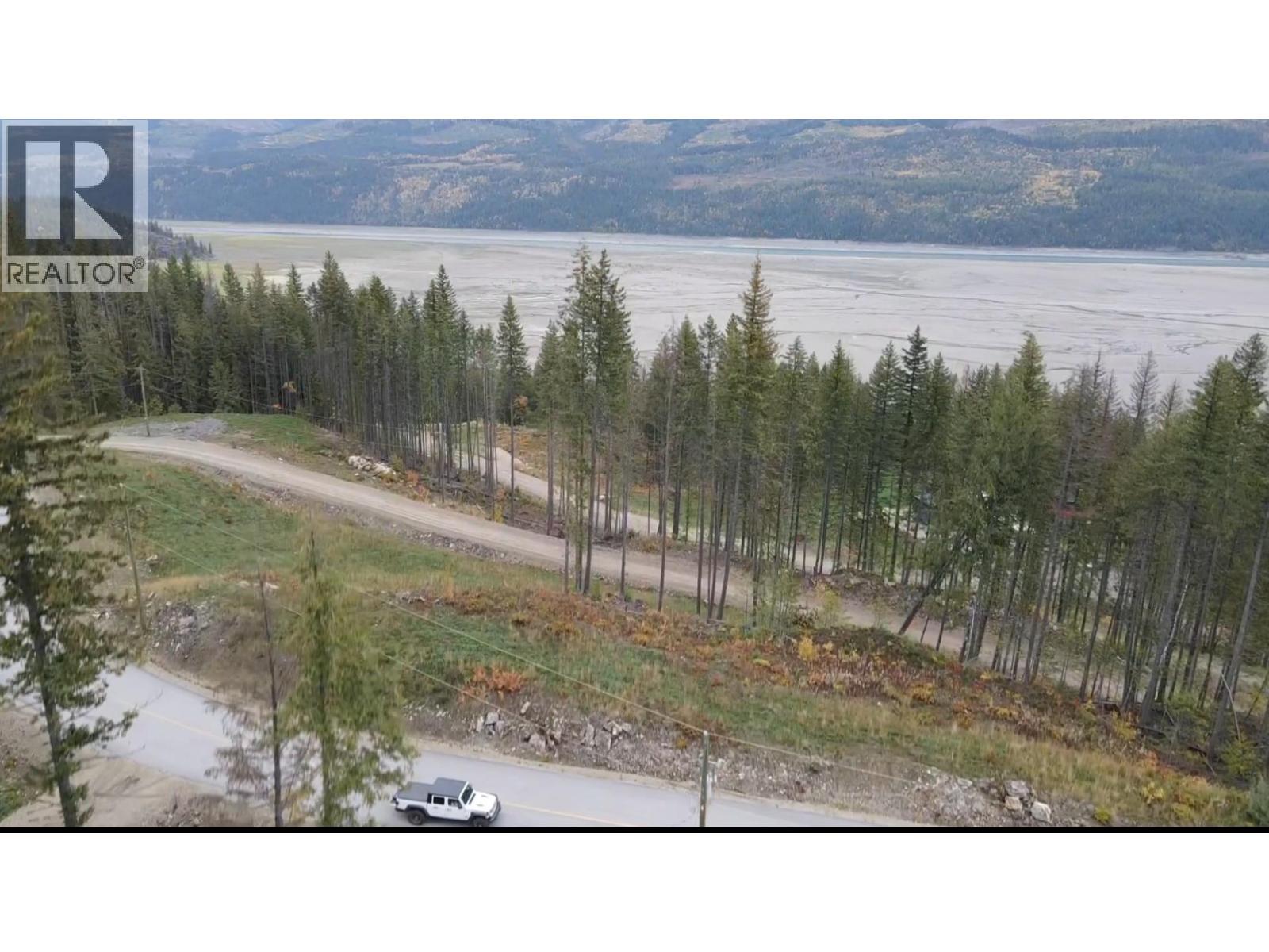  7974 Arrowhead Road, Revelstoke