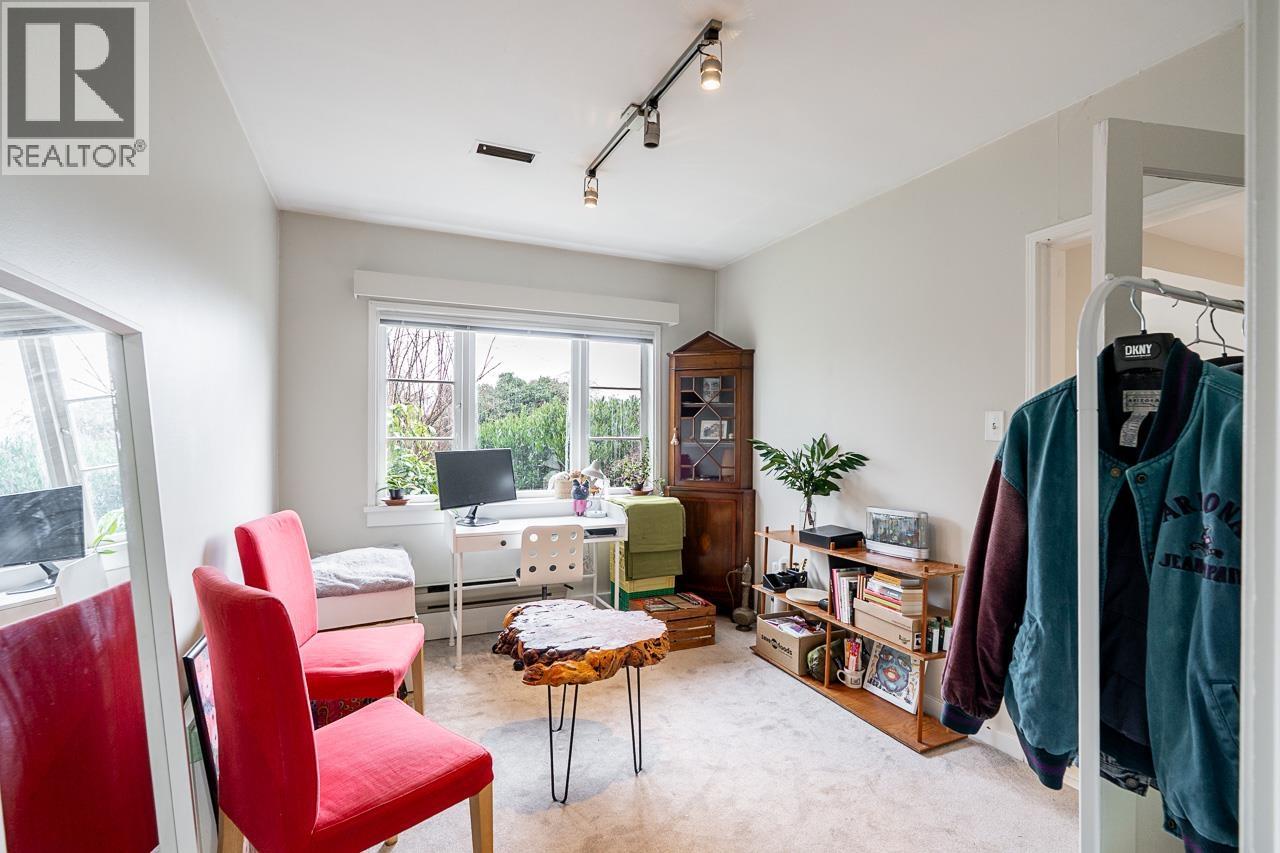 967 W 8TH AVENUE, Vancouver