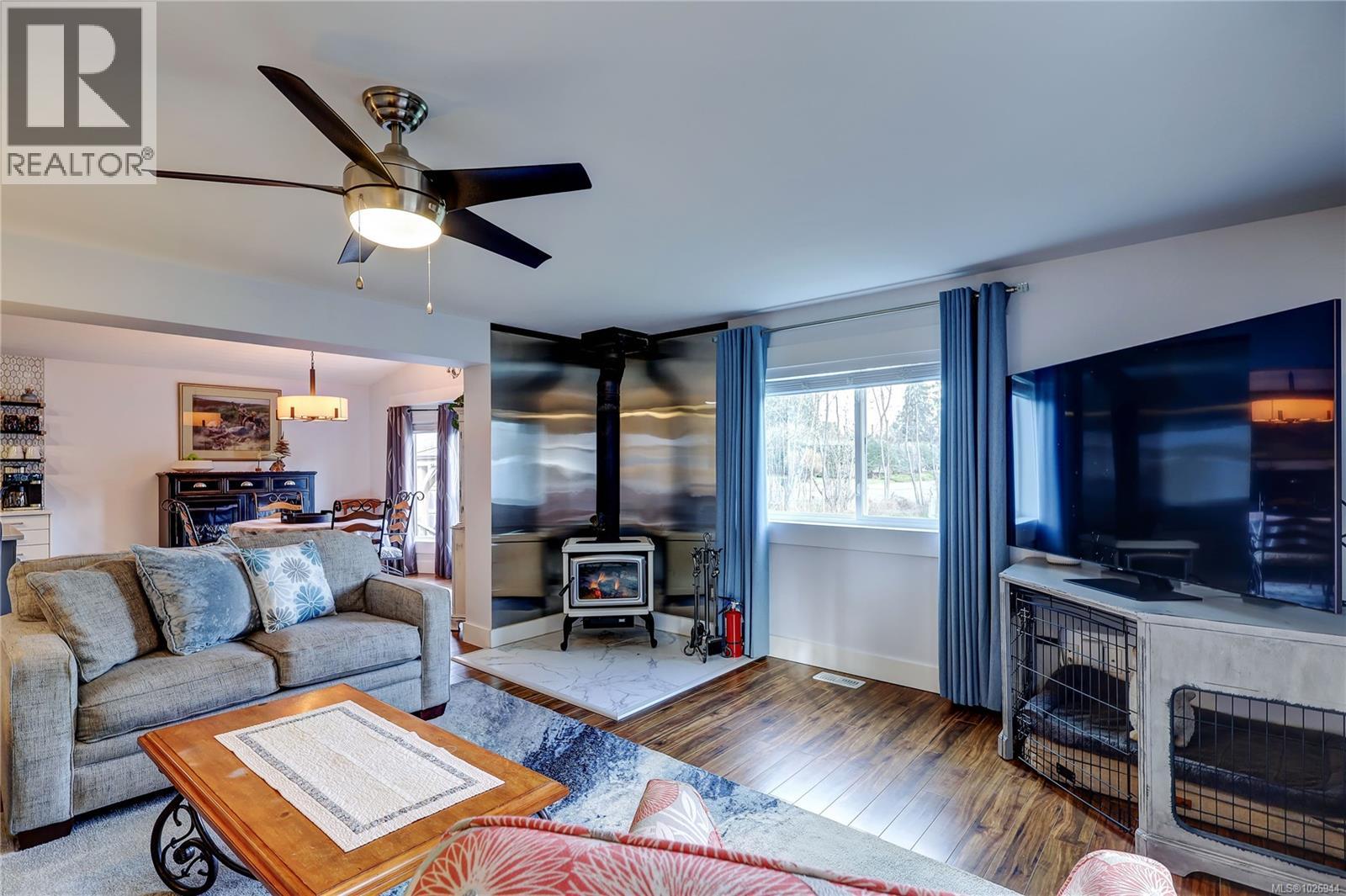 2339 GOULD RD E - 10