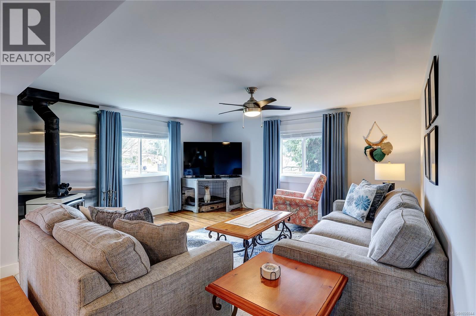 2339 GOULD RD E - 12