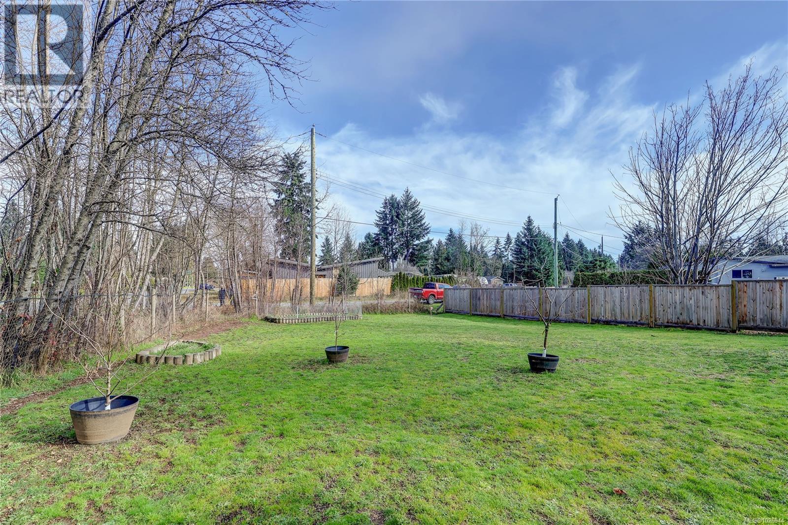 2339 GOULD RD E - 31