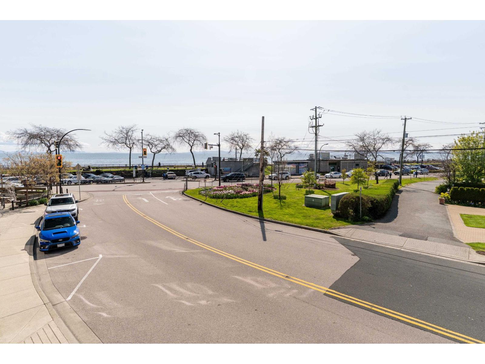 203 1160 OXFORD STREET, White Rock