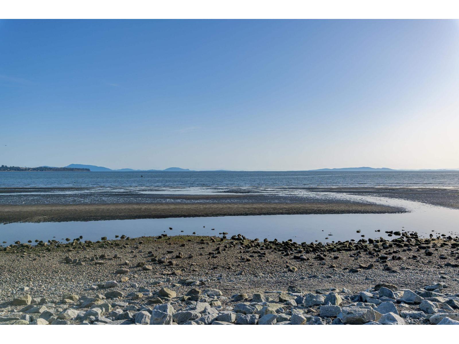 203 1160 OXFORD STREET, White Rock