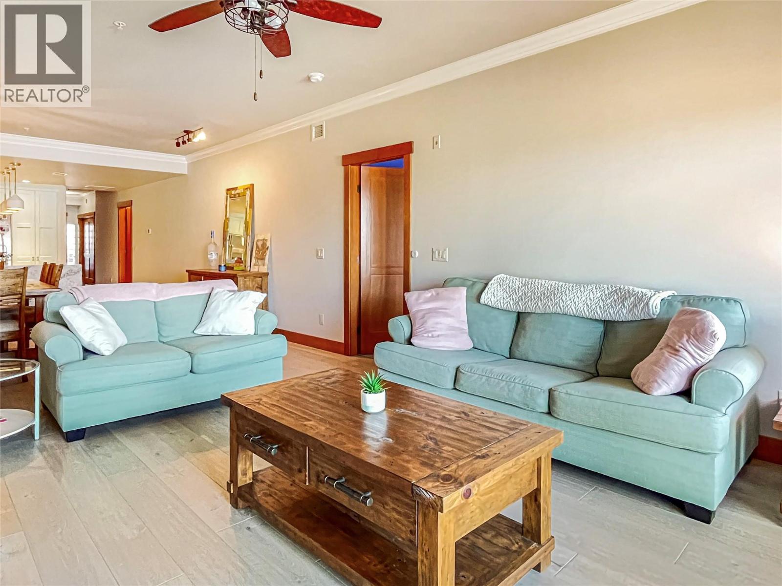 2418 LAKESHORE Drive Unit# 302, Osoyoos