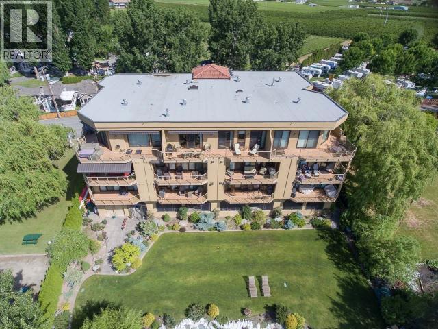 #302 2418 LAKESHORE Drive - 33