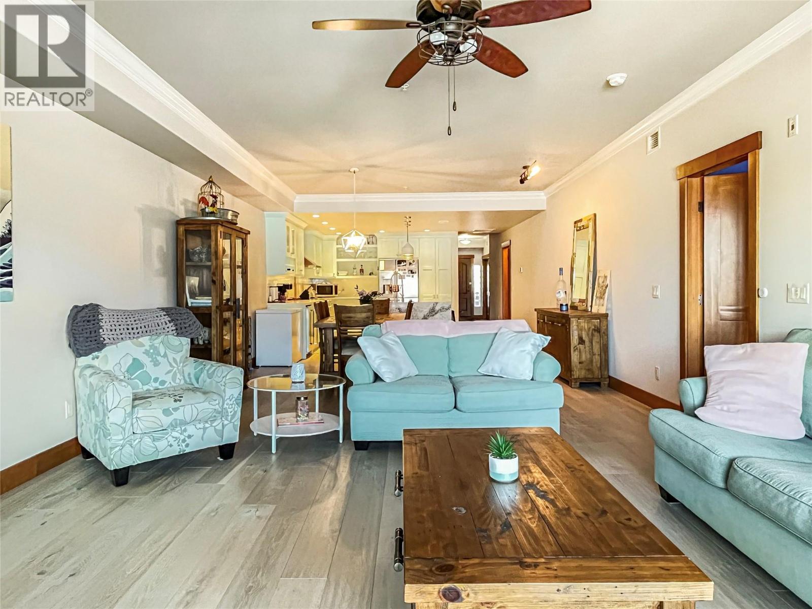 2418 LAKESHORE Drive Unit# 302, Osoyoos