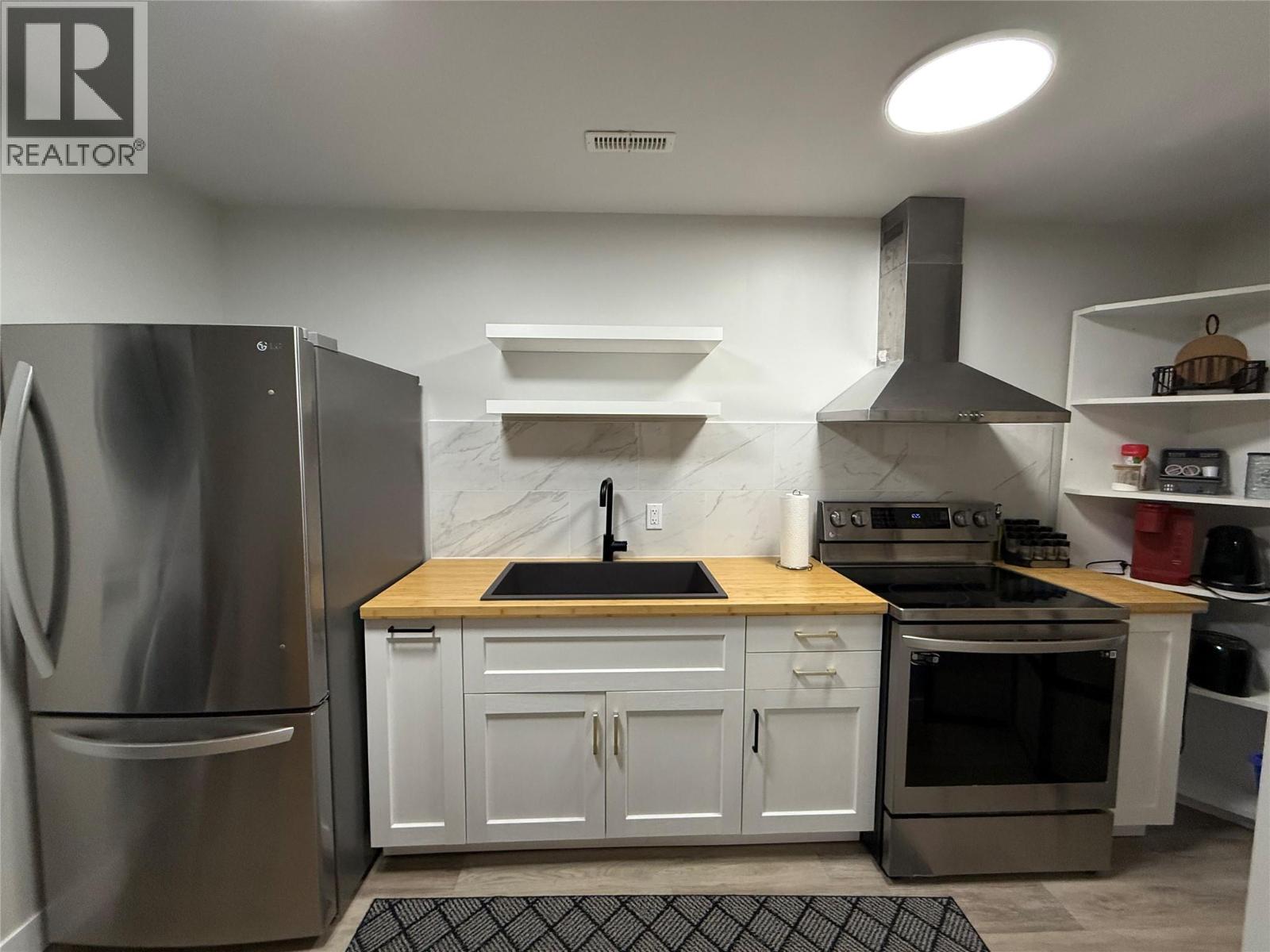 356 GLENEAGLES Drive, Kamloops