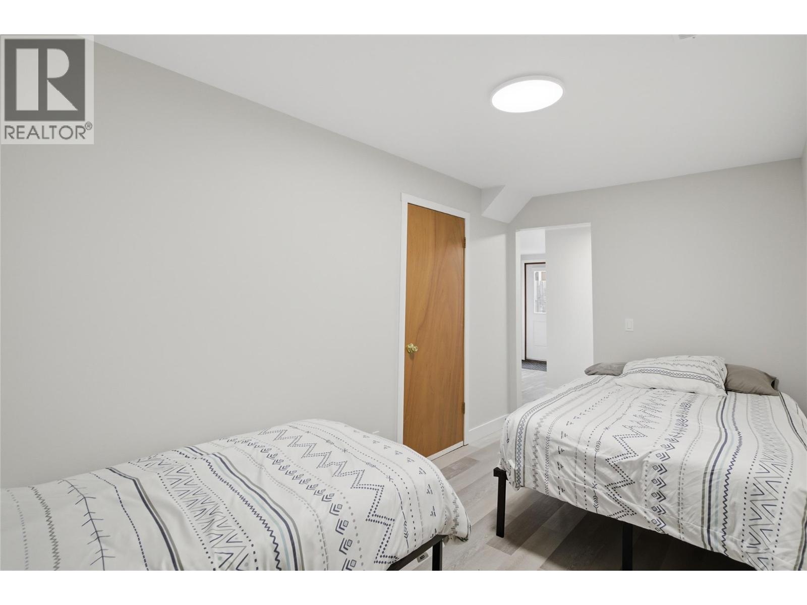 356 GLENEAGLES Drive, Kamloops