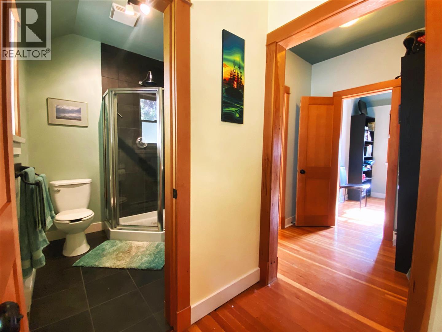 3880 Pioneer Road, Bralorne