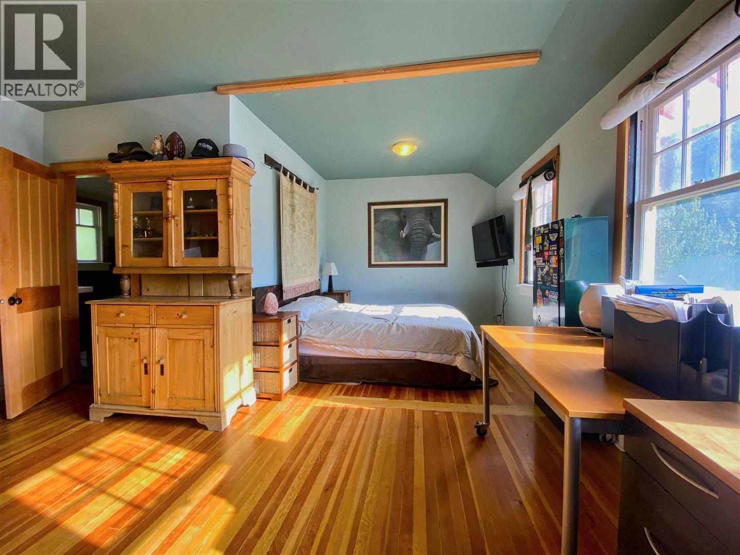 3880 Pioneer Road, Bralorne