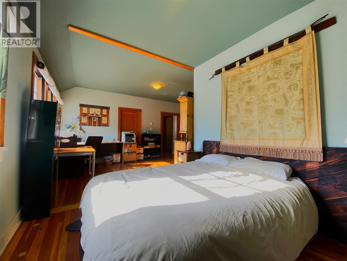 3880 Pioneer Road, Bralorne