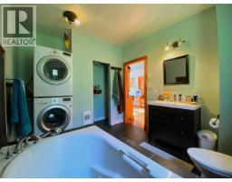 3880 Pioneer Road, Bralorne, BC V0K1P0 Photo 16