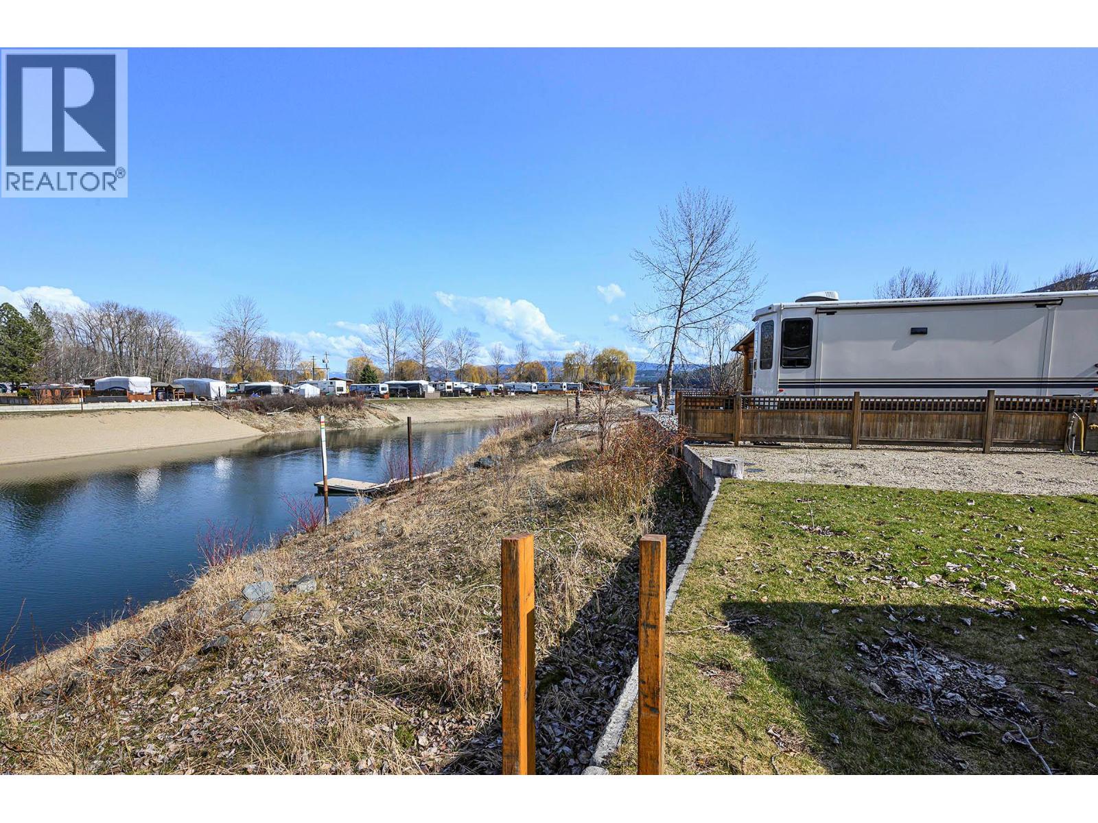 2 CLUBHOUSE LANE - 18