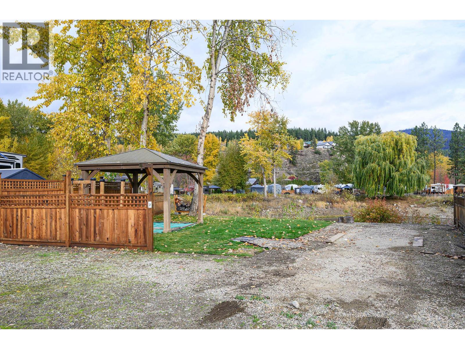 2 CLUBHOUSE LANE - 23