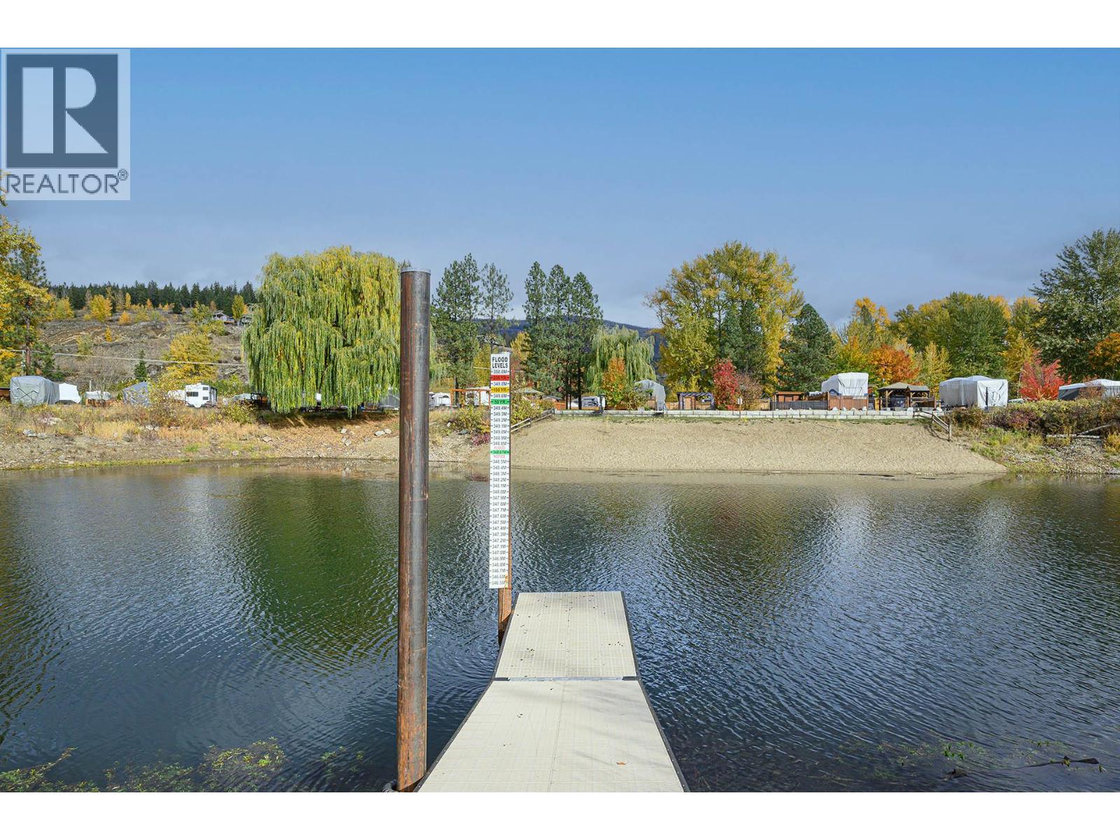 2 CLUBHOUSE LANE - 28