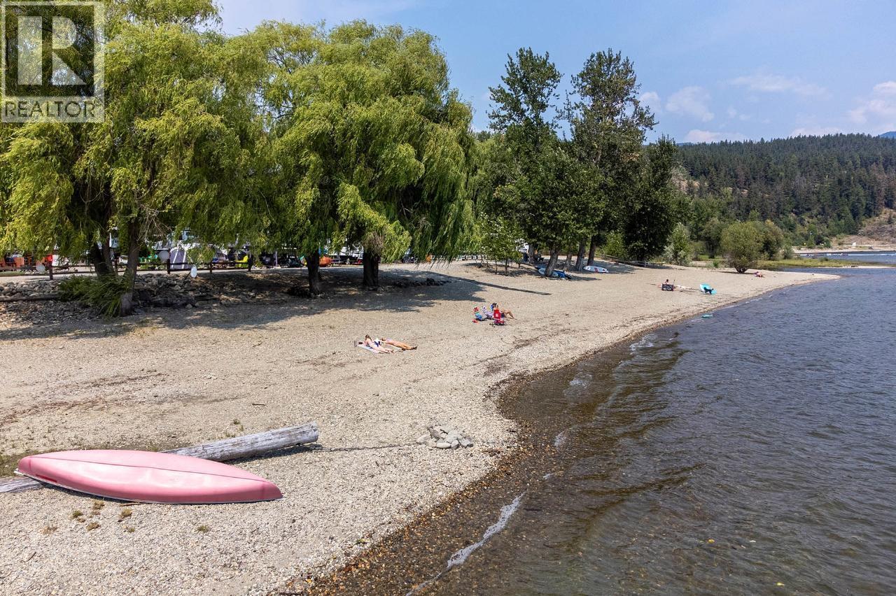 2 CLUBHOUSE LANE - 32