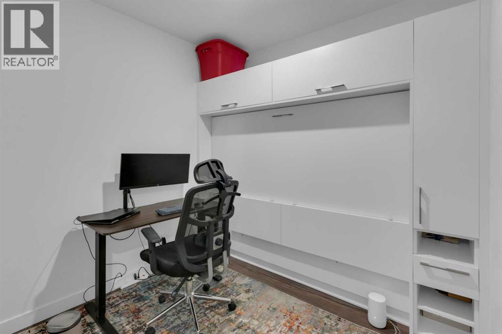 
          88 9 Street Northeast
            <br/>
            <span>Calgary</span>
            , 
            <span>AB</span>
             <span>T2E4E1</span>
         - Photo 22