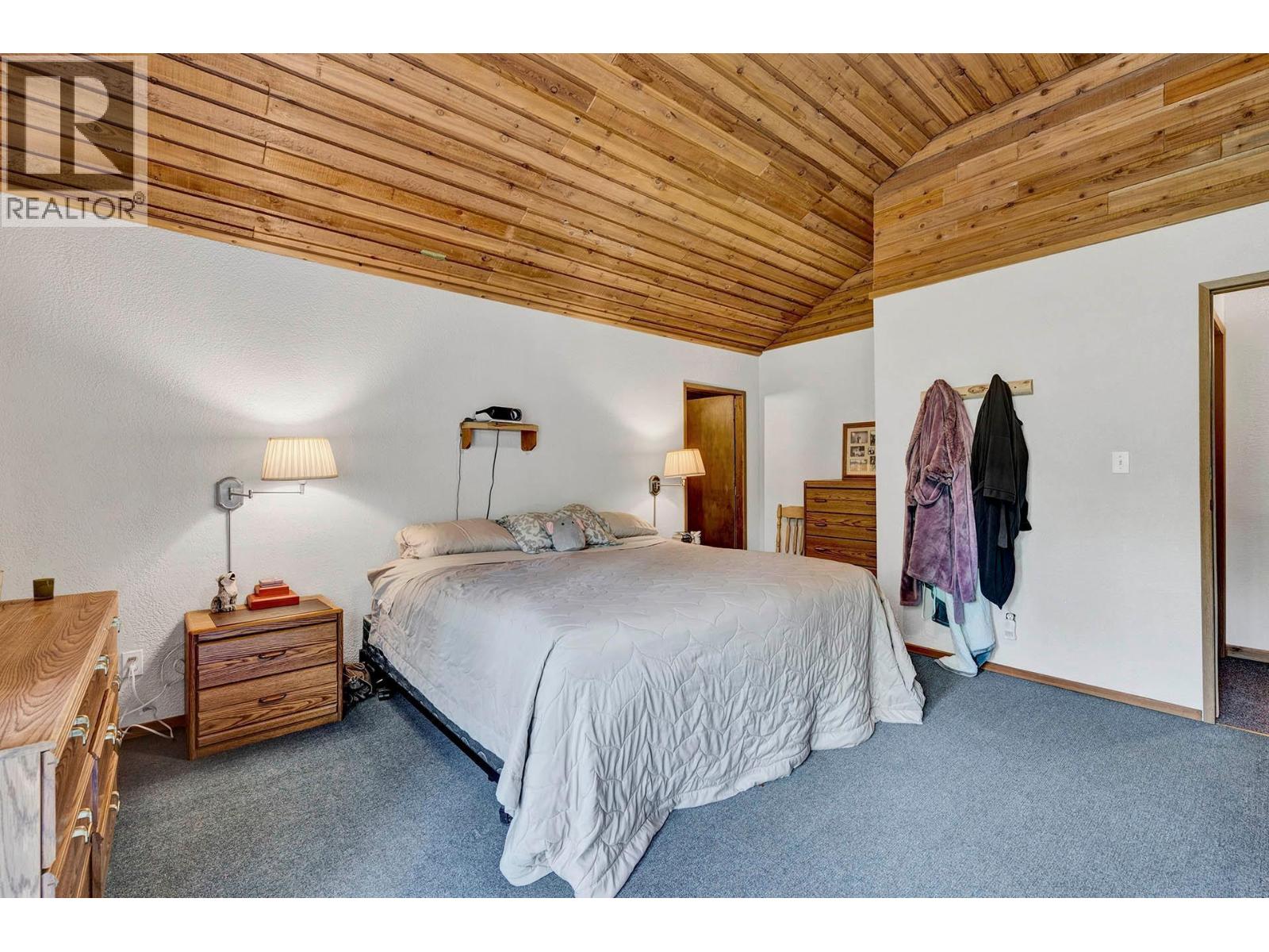 5305 Clearwater Valley Road, Clearwater