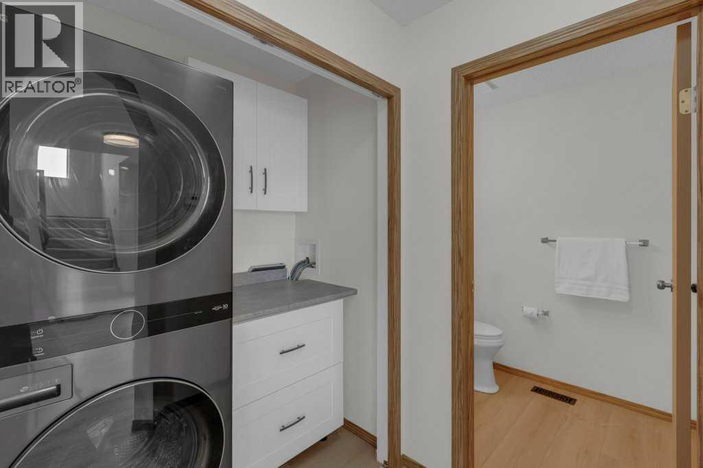 Single Family House for Sale in  Hidden Valley Drive NW Hidden Valley Calgary 