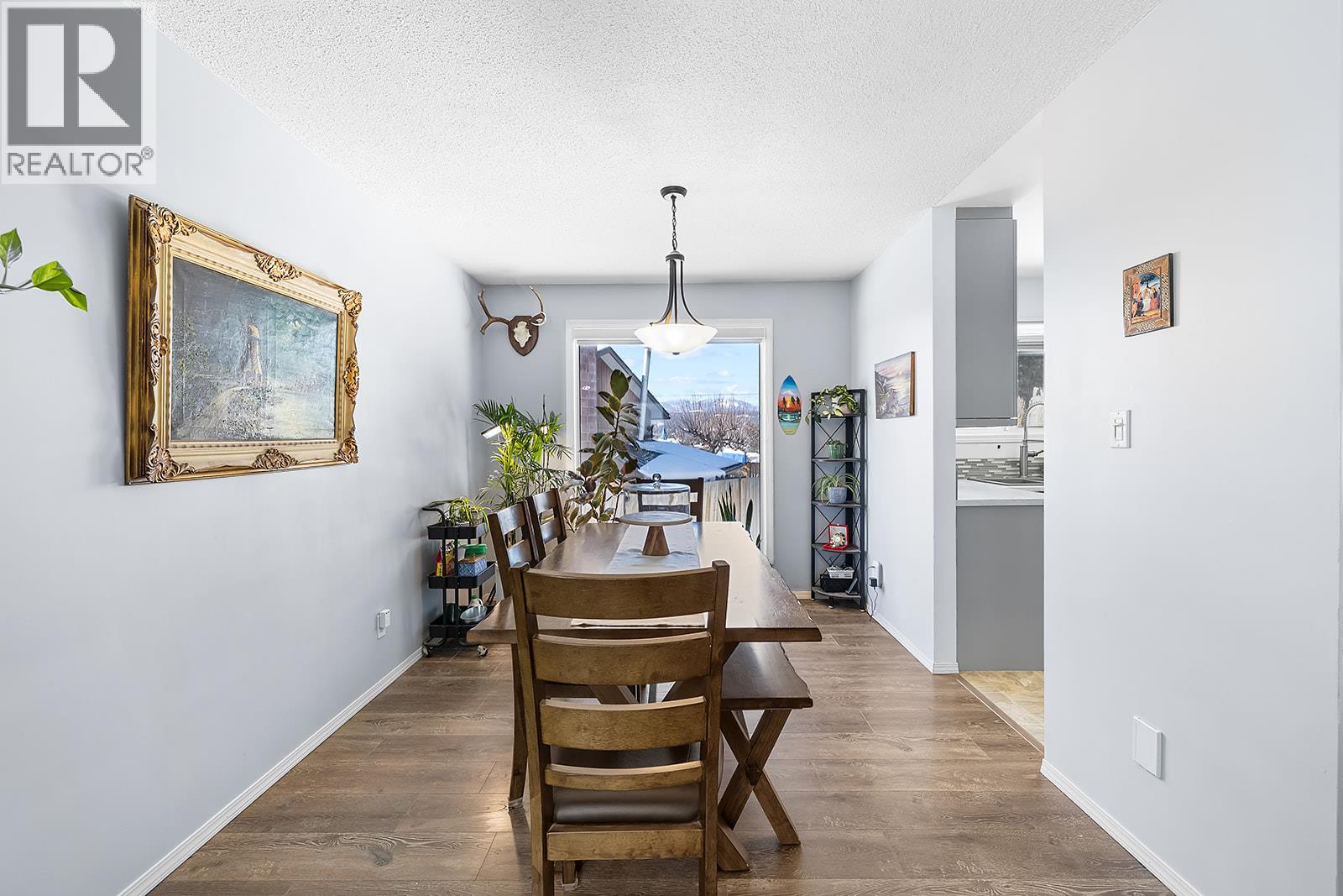 2708 2A Street S, Cranbrook