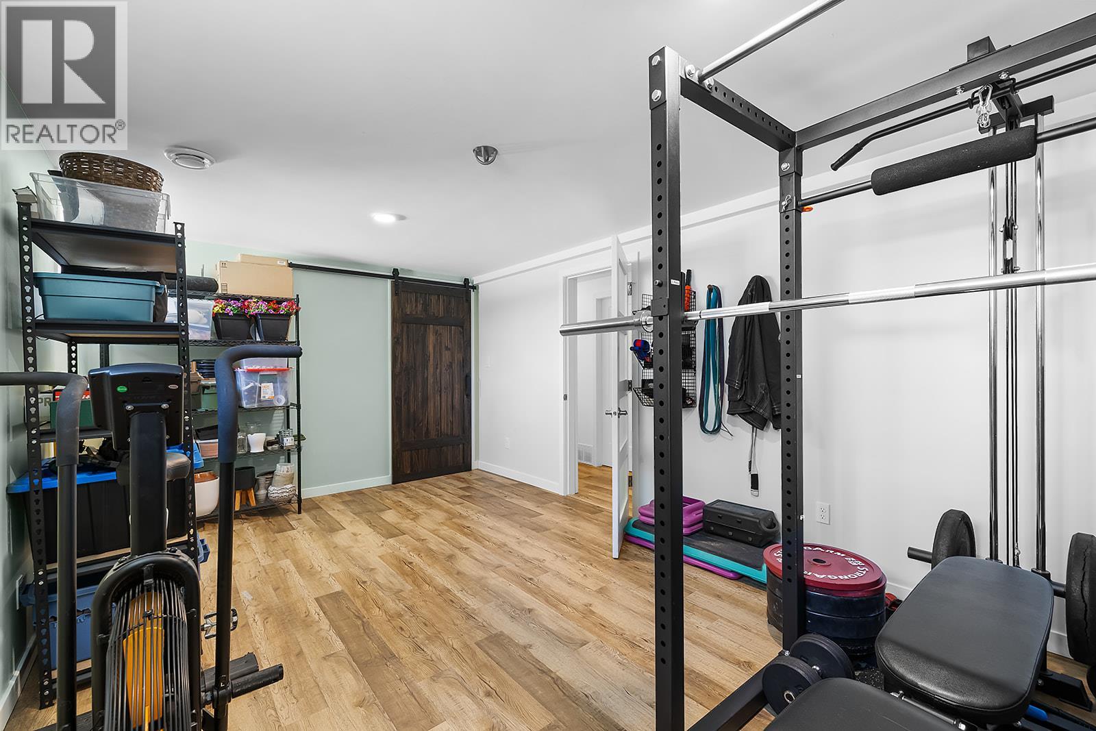 2708 2A Street S, Cranbrook