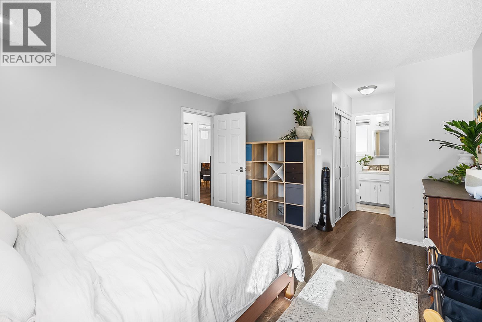 2708 2A Street S, Cranbrook