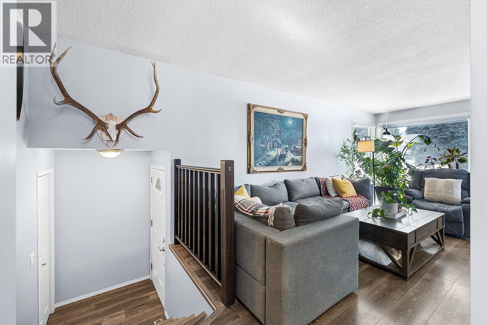 2708 2A Street S, Cranbrook