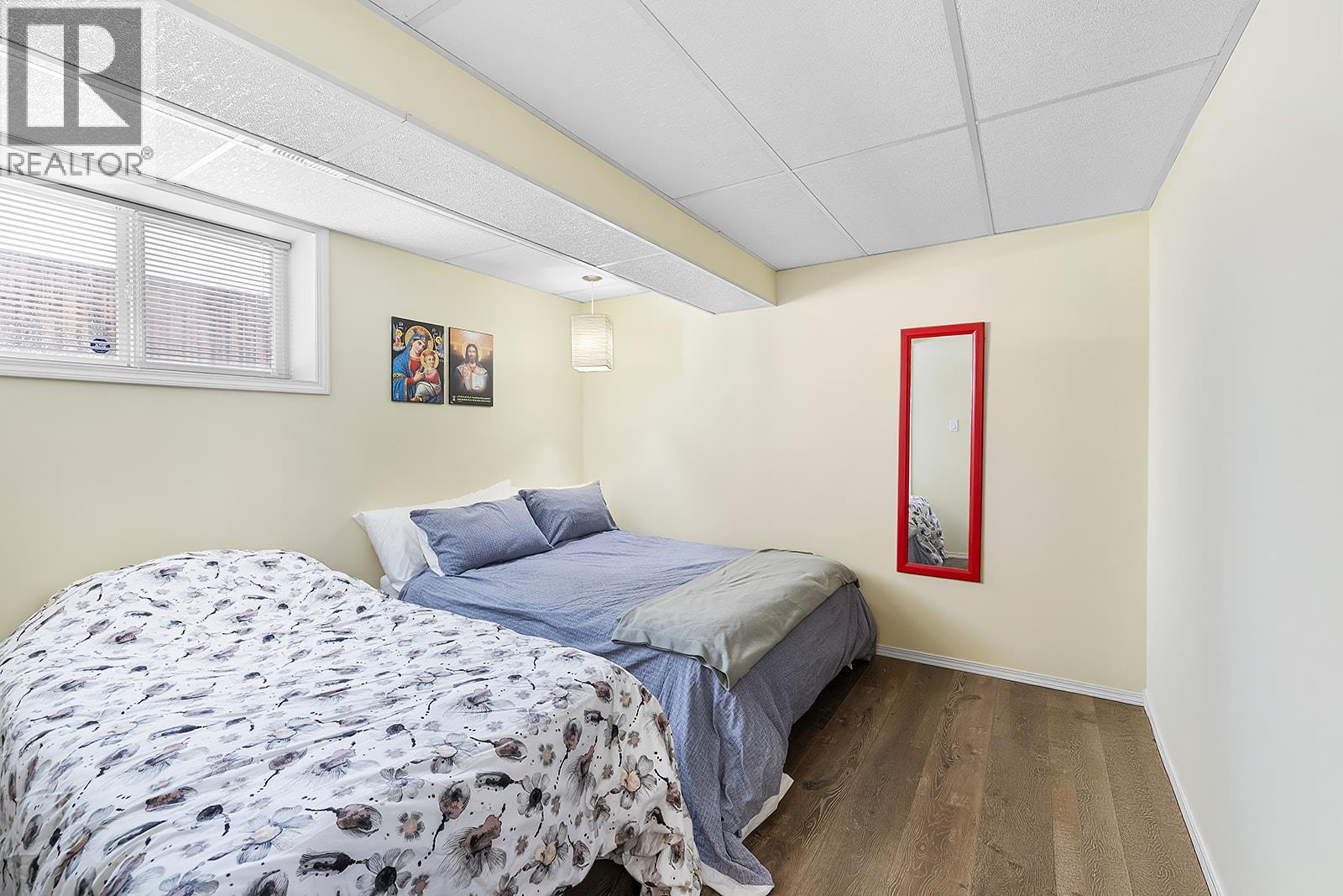 2708 2A Street S, Cranbrook