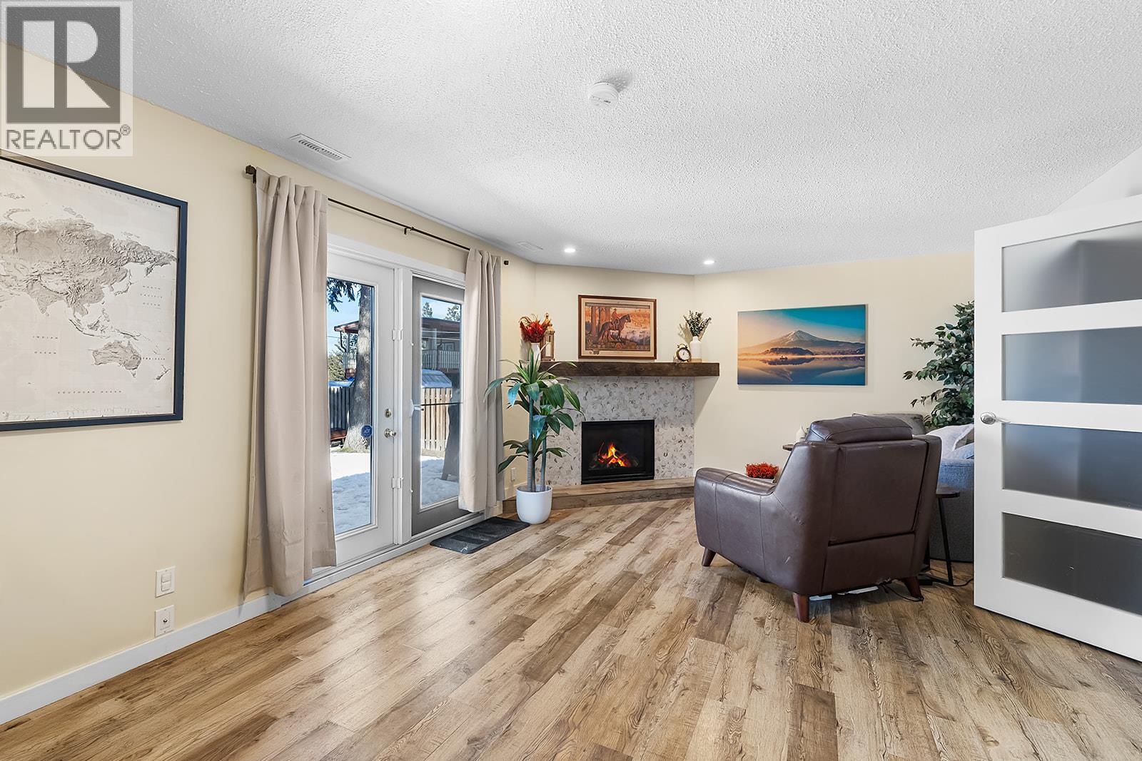 2708 2A Street S, Cranbrook