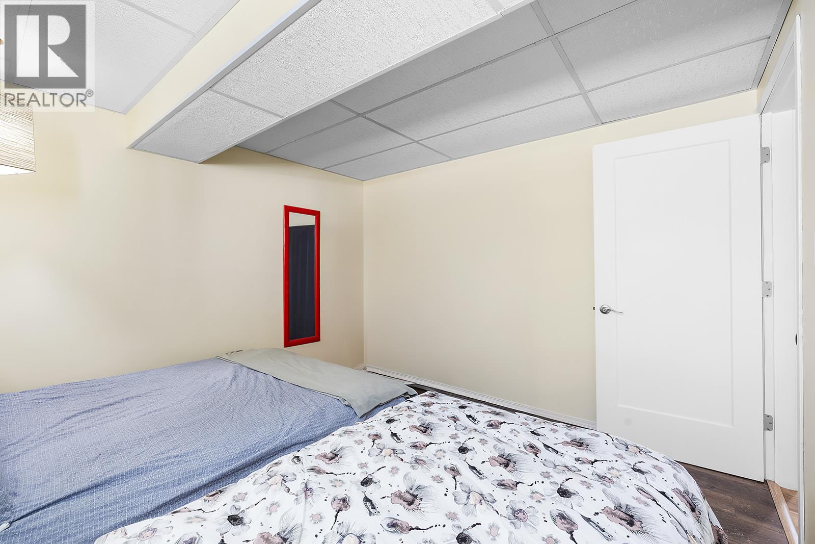 2708 2A Street S, Cranbrook