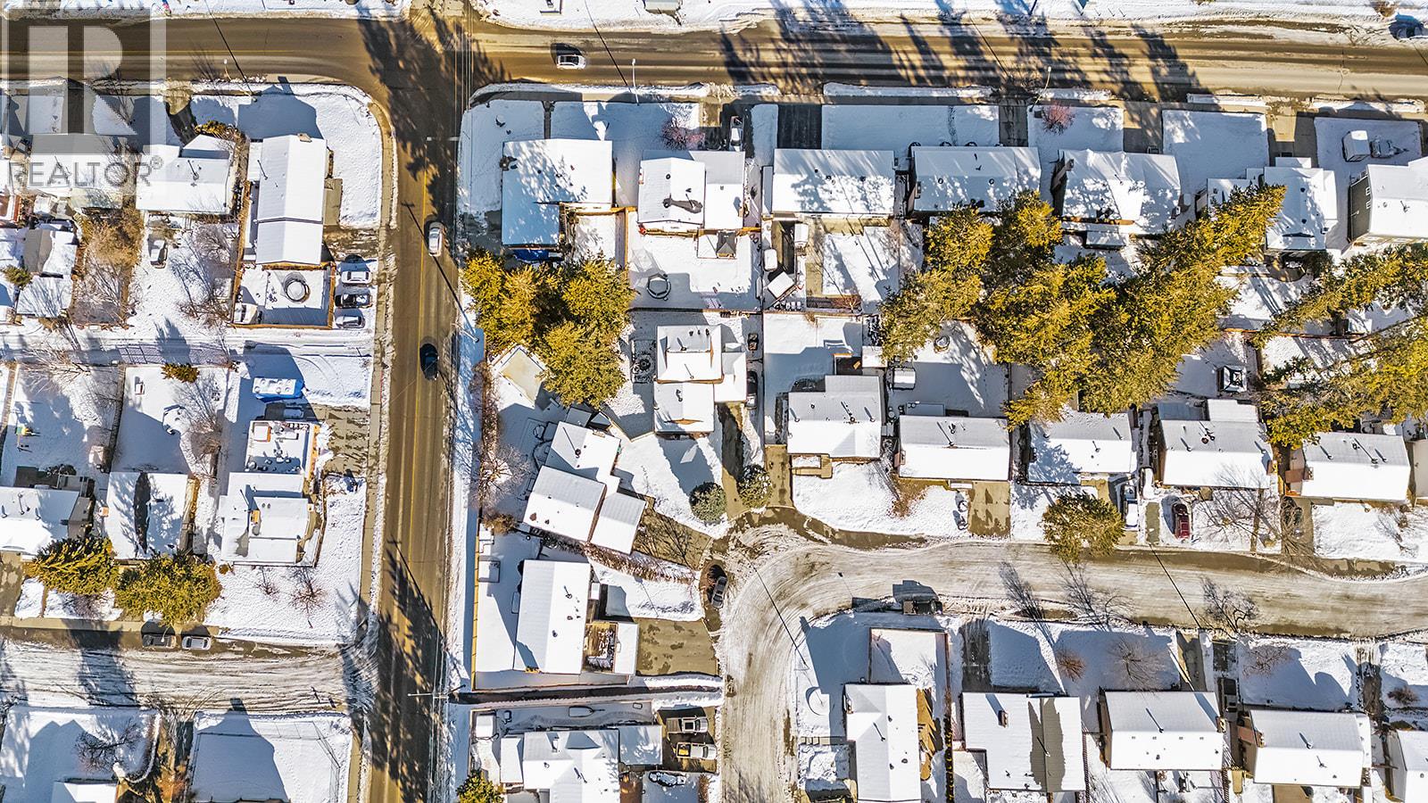 2708 2A Street S, Cranbrook