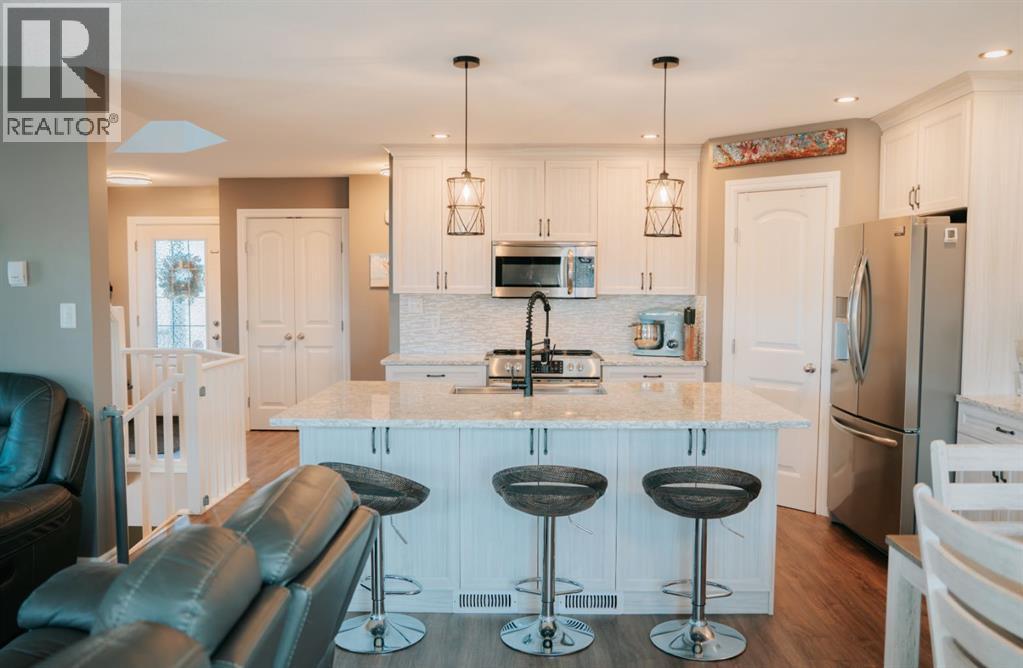 
          622 25 Street
            <br/>
            <span>Wainwright</span>
            , 
            <span>AB</span>
             <span>T9W0B7</span>
         - Photo 11