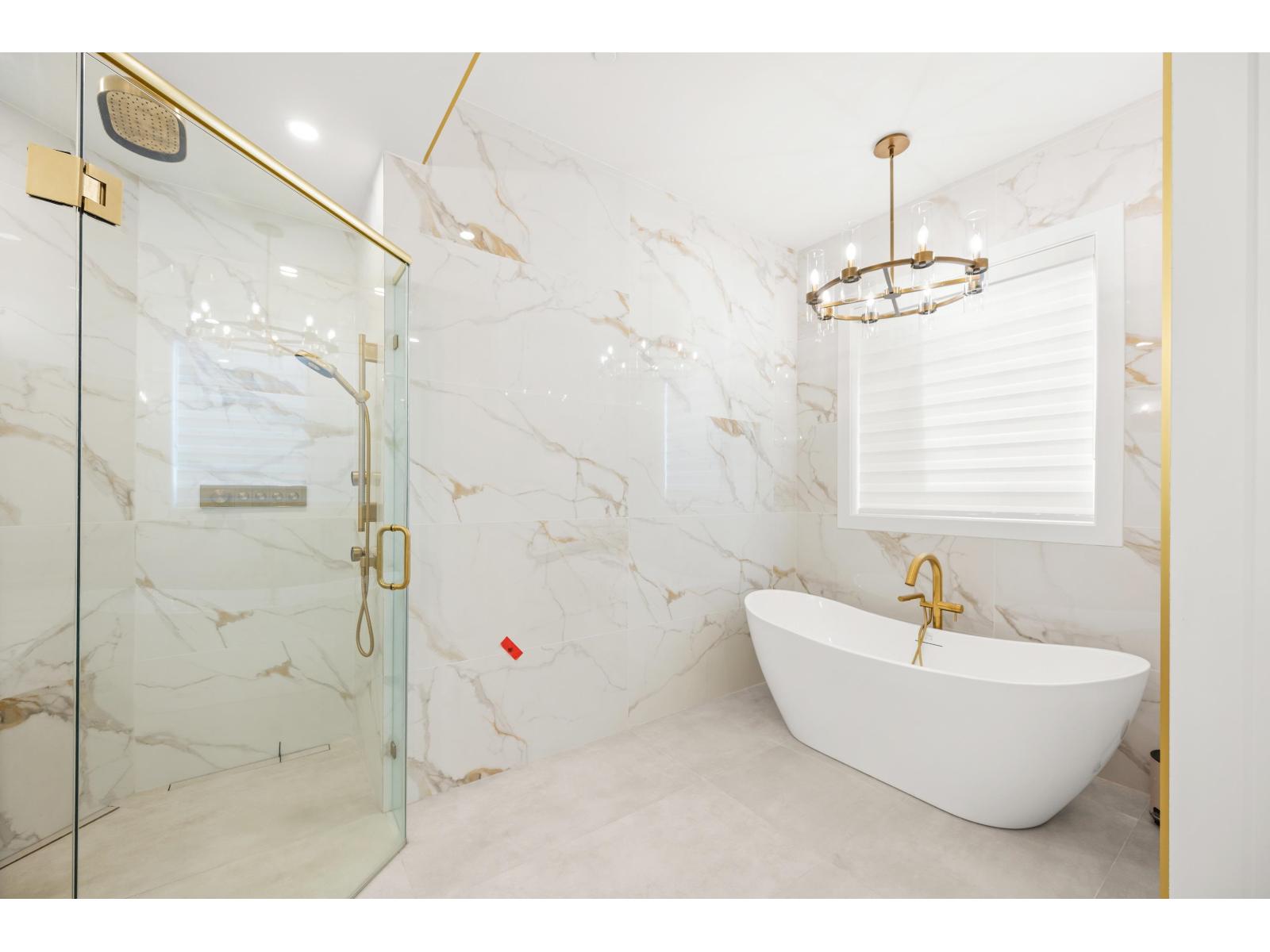 1113 DOLPHIN STREET, White Rock