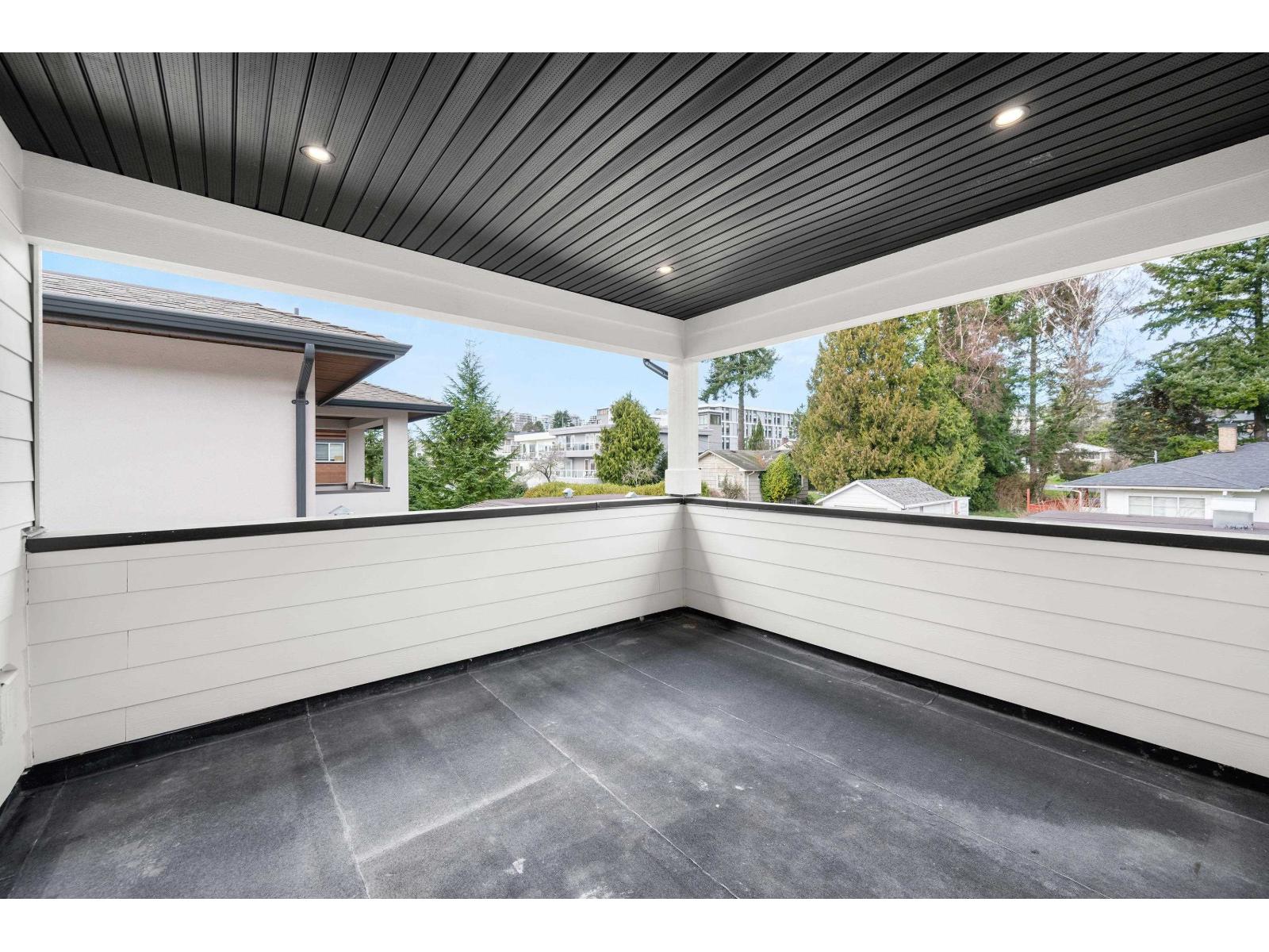 1113 DOLPHIN STREET, White Rock