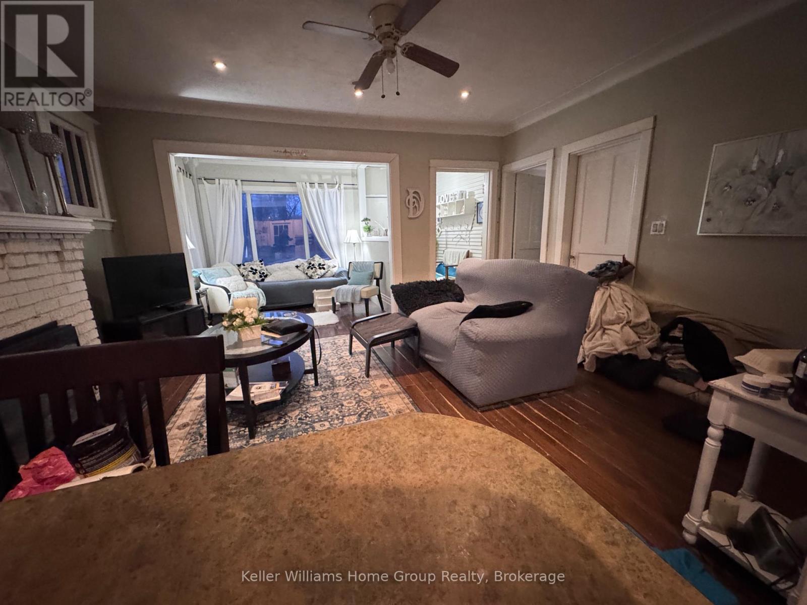 22 CLARE AVENUE - 19