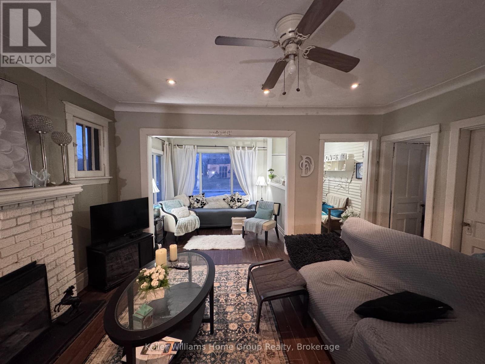 22 CLARE AVENUE - 6