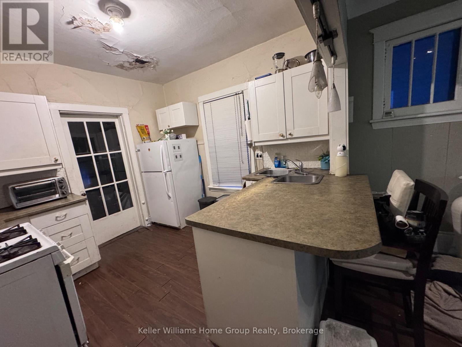 22 CLARE AVENUE - 15