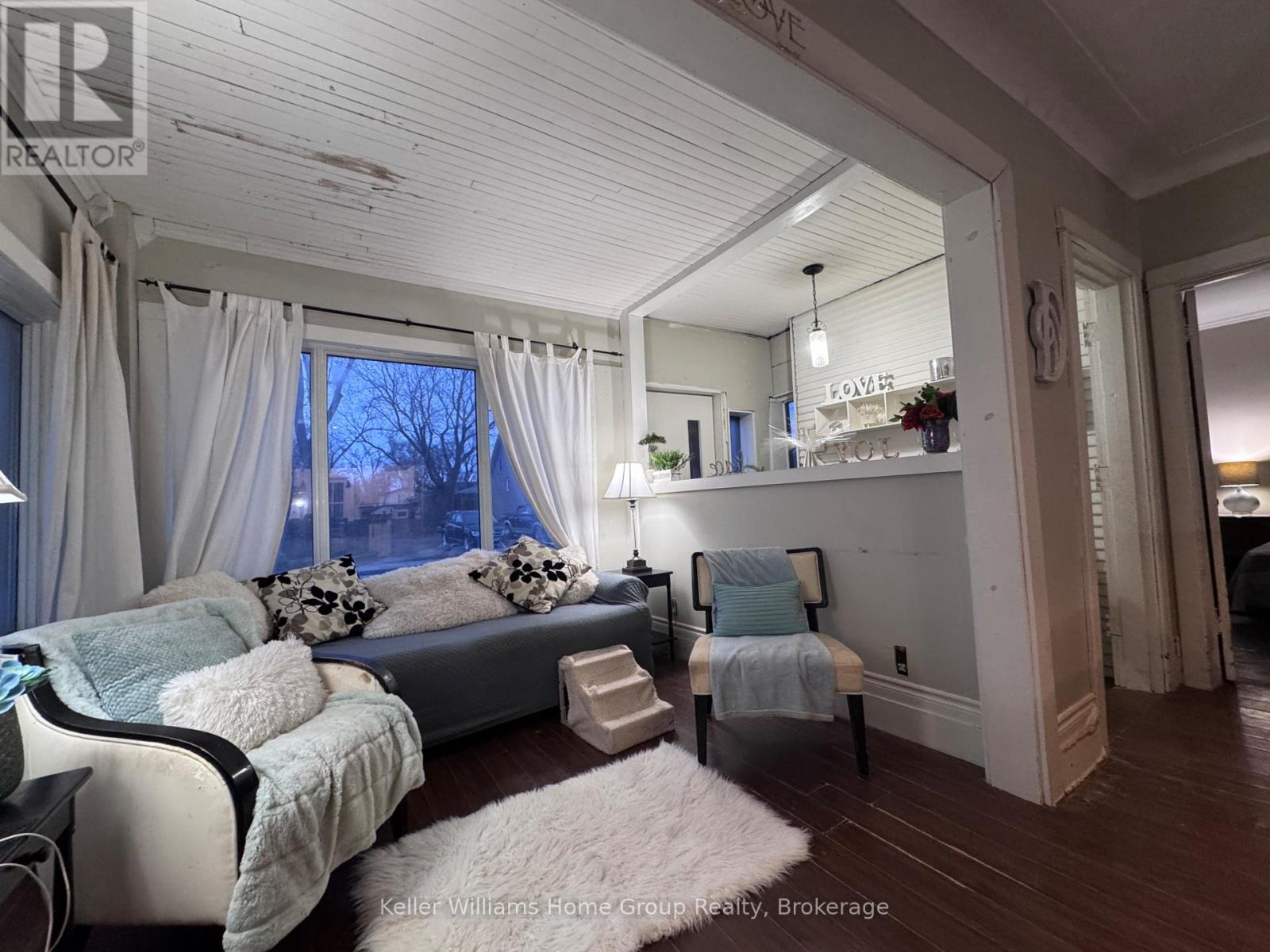 22 CLARE AVENUE - 9