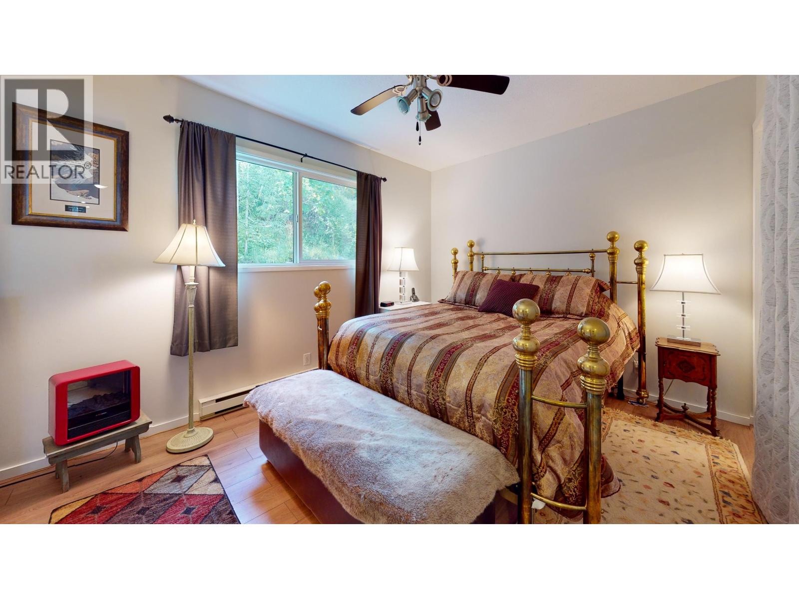 4569 FRANCIS PENINSULA ROAD, Madeira Park