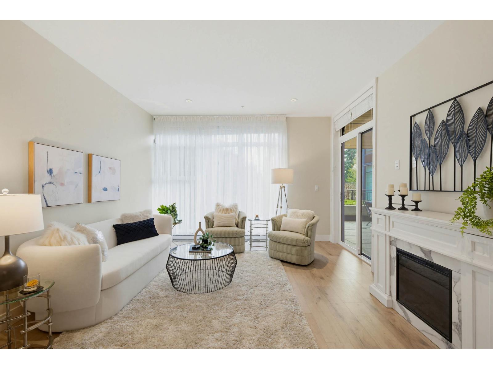 208 14855 THRIFT AVENUE, White Rock