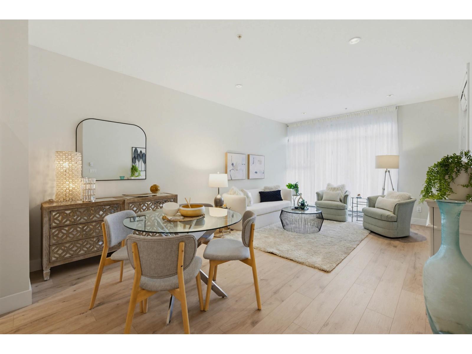 208 14855 THRIFT AVENUE, White Rock