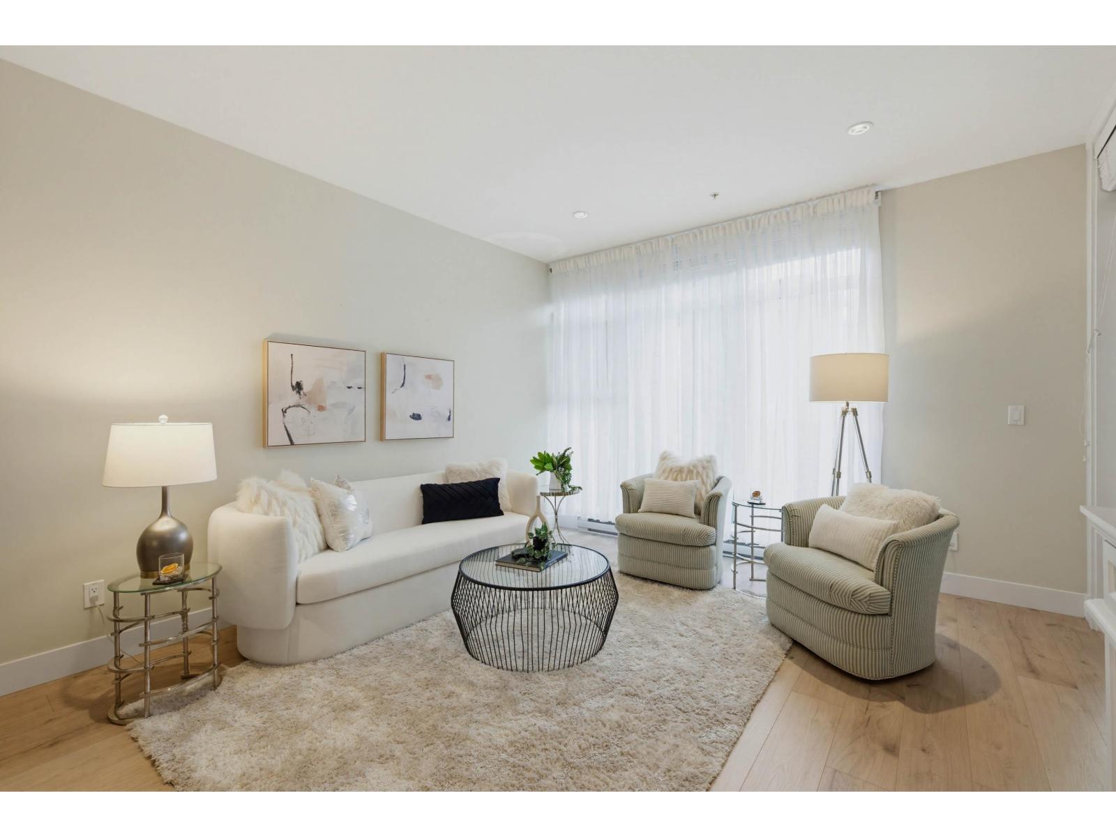 208 14855 THRIFT AVENUE, White Rock