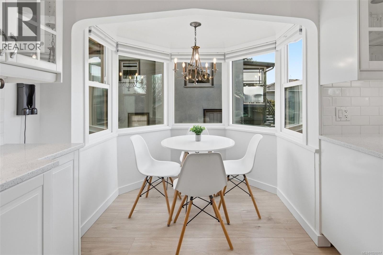 3070 Balfour Ave, Victoria