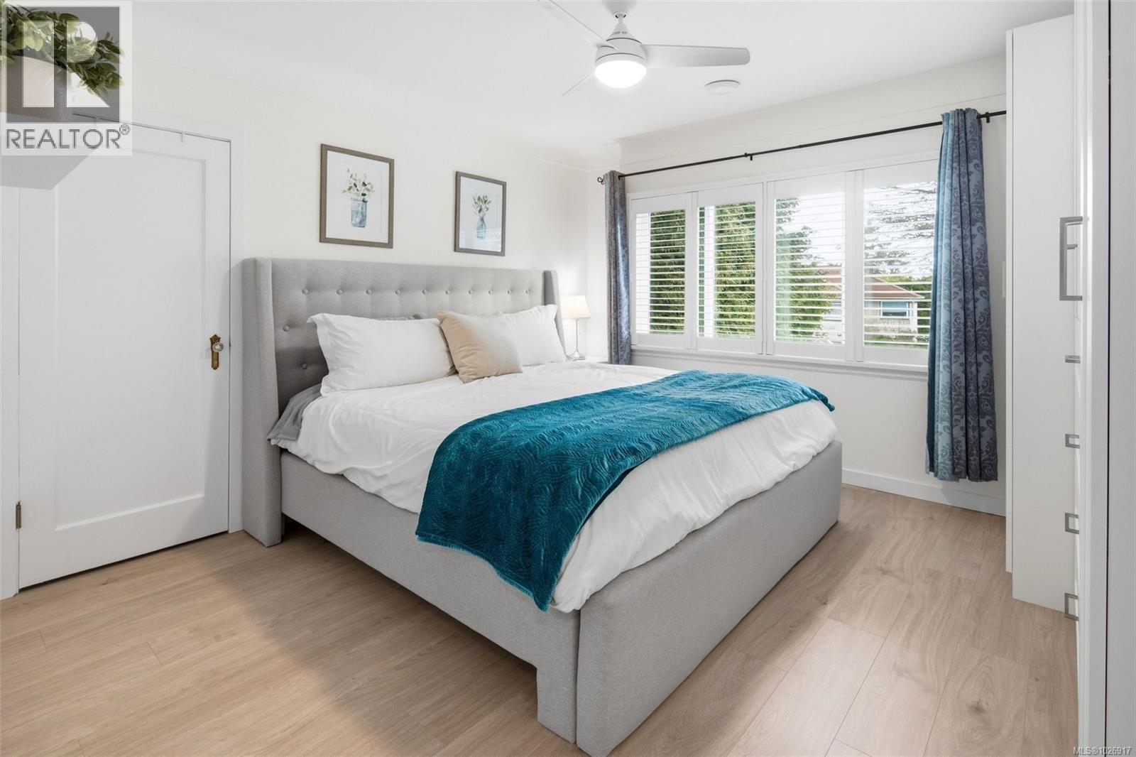 3070 Balfour Ave, Victoria