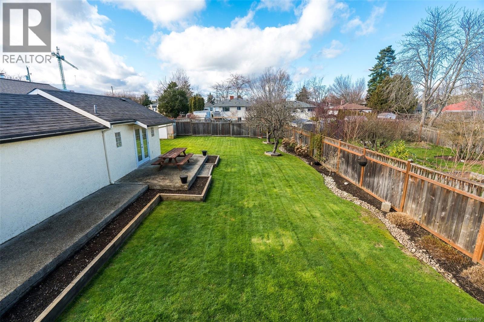 3070 Balfour Ave, Victoria