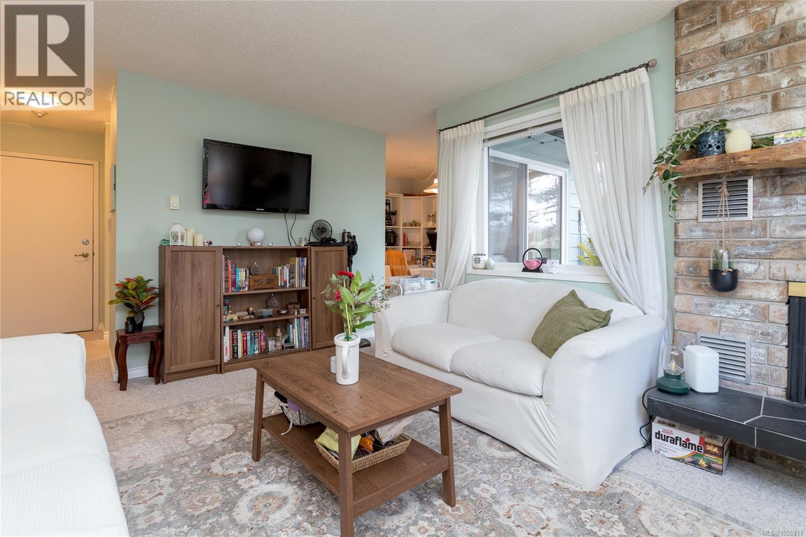 204 10160 Third Street, Sidney