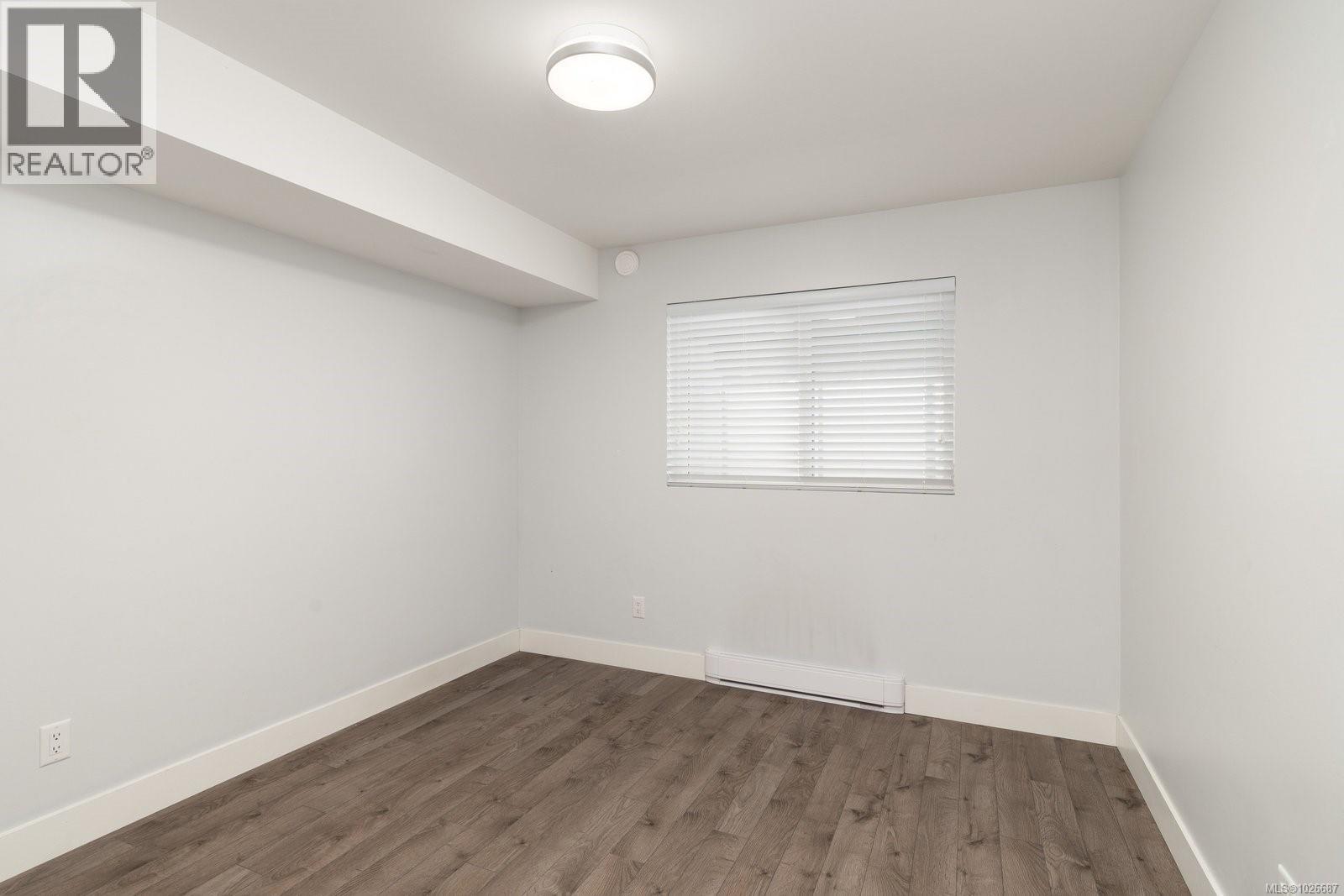  2318 Shakespeare Street, Victoria