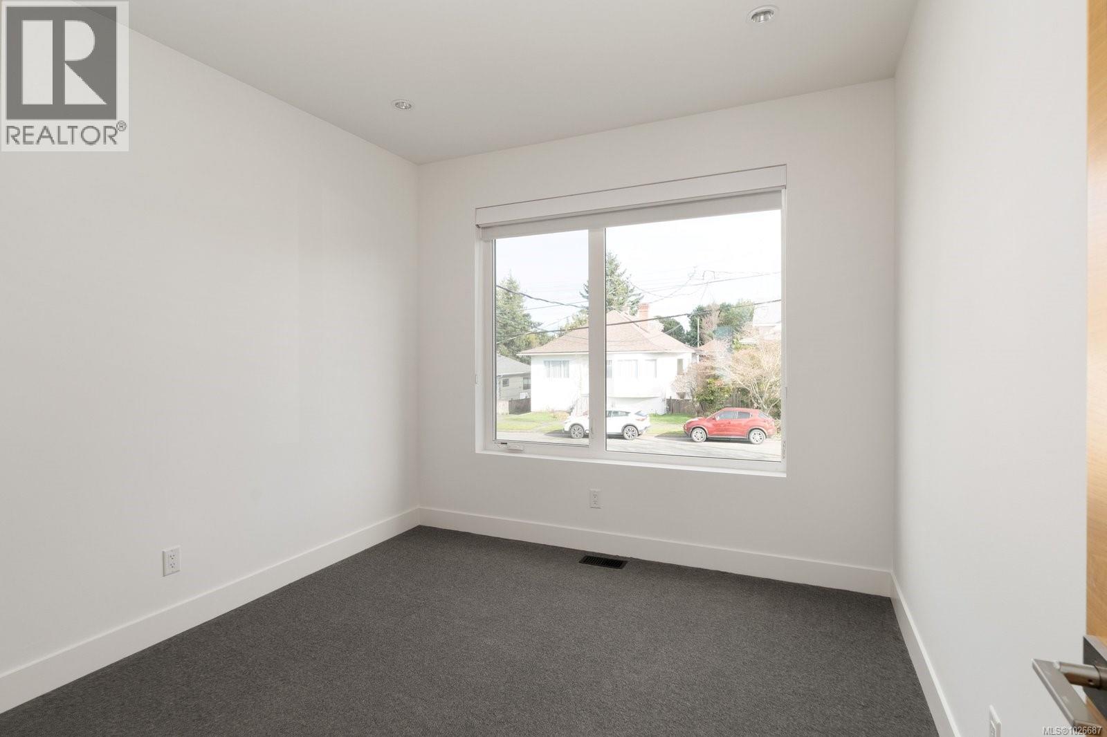  2318 Shakespeare Street, Victoria