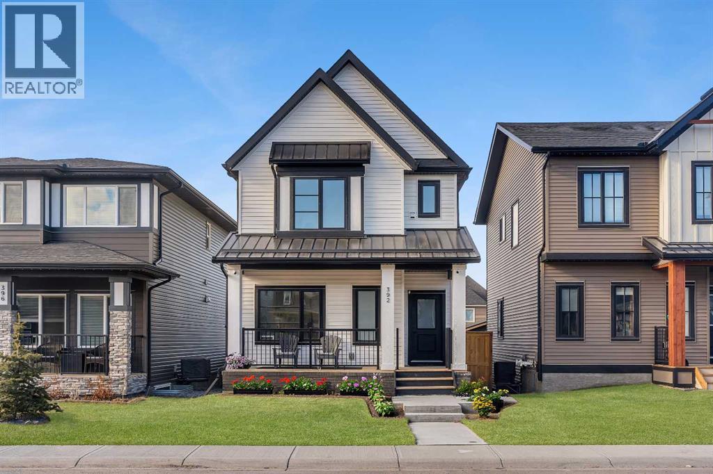 392 Lawthorn Way - Photo 2 of 40, Airdrie, Alberta